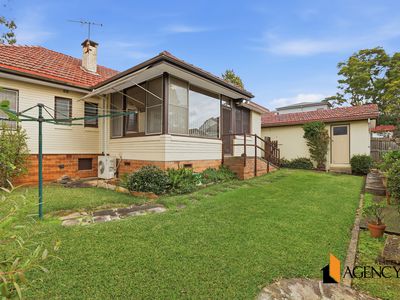 12 Cecil Street, Denistone East
