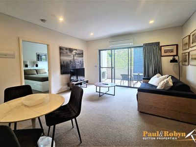 32 / 29 State Circle, Deakin