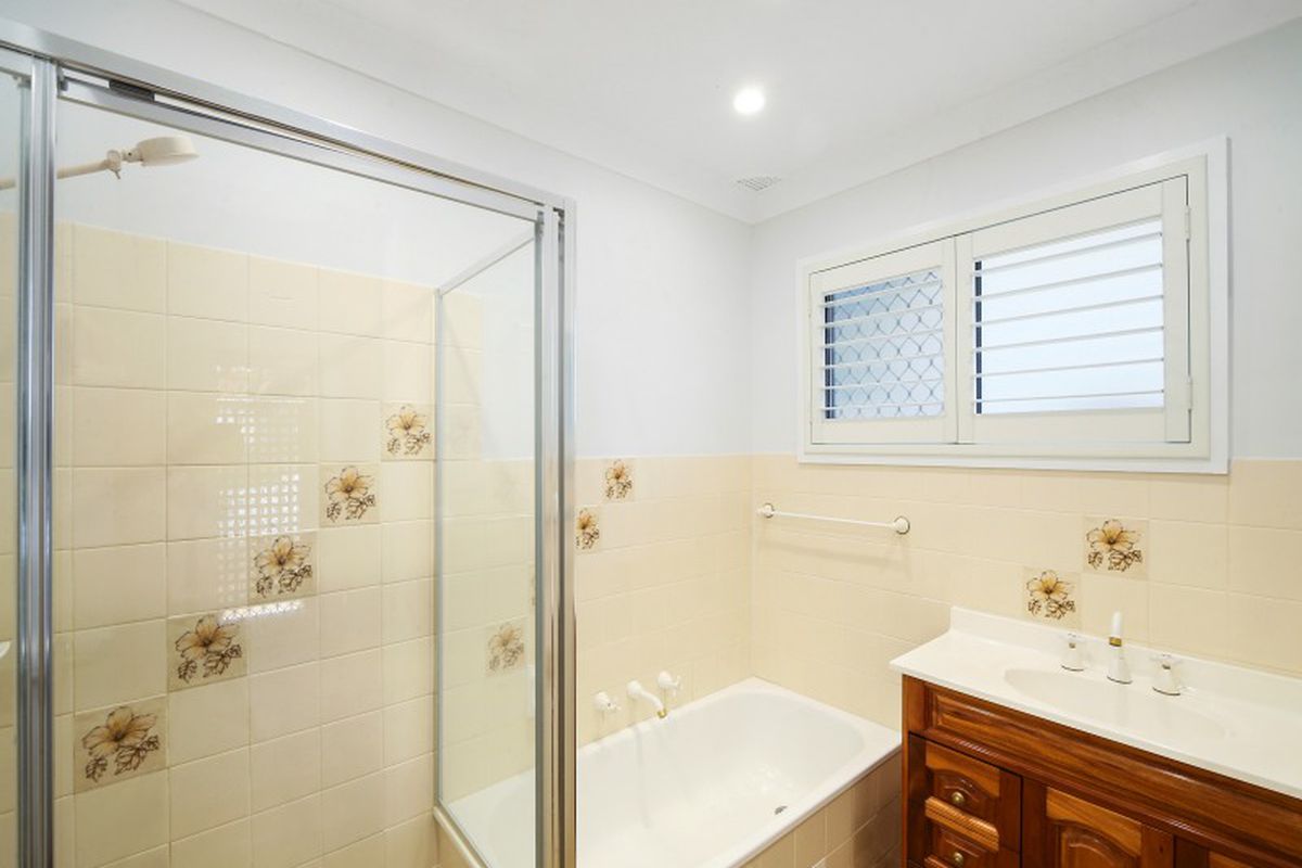 54 Coorabin Street, Gorokan