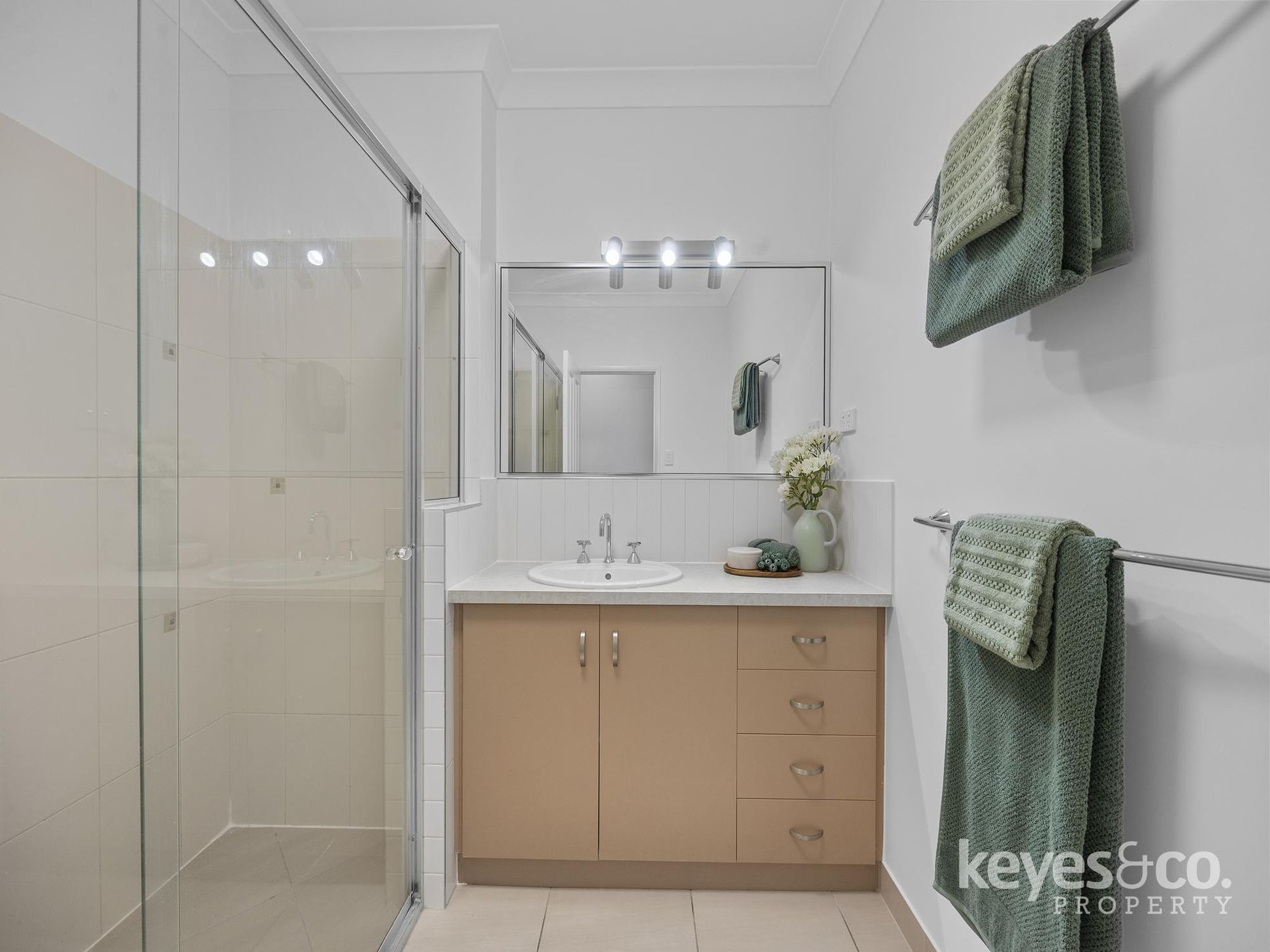 2 Haven Place, Douglas