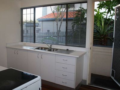 2 / 22 Boston Street, Clayfield