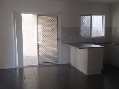 Unit 3 / 16 Green Street, Booval