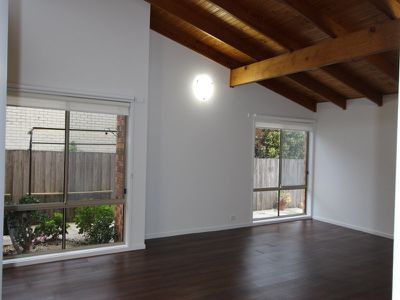 1 / 122 Weller Street, Geelong West