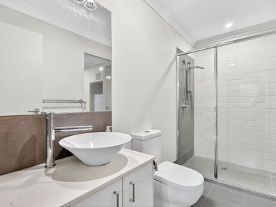 17 Folkes Close, Bellbird Park