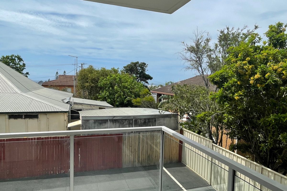 3 / 20-22 Queen Street, Yamba