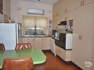 9 Sterling Street, Dubbo