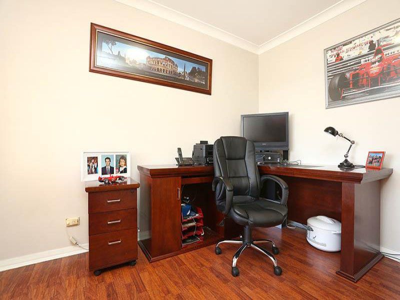 1 Marina Cres, Cecil Hills