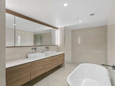 2405 / 1 Geoffrey Bolton Avenue, Perth