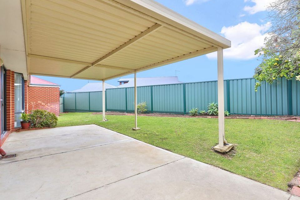 10 Bluefields Parkway , Port Kennedy