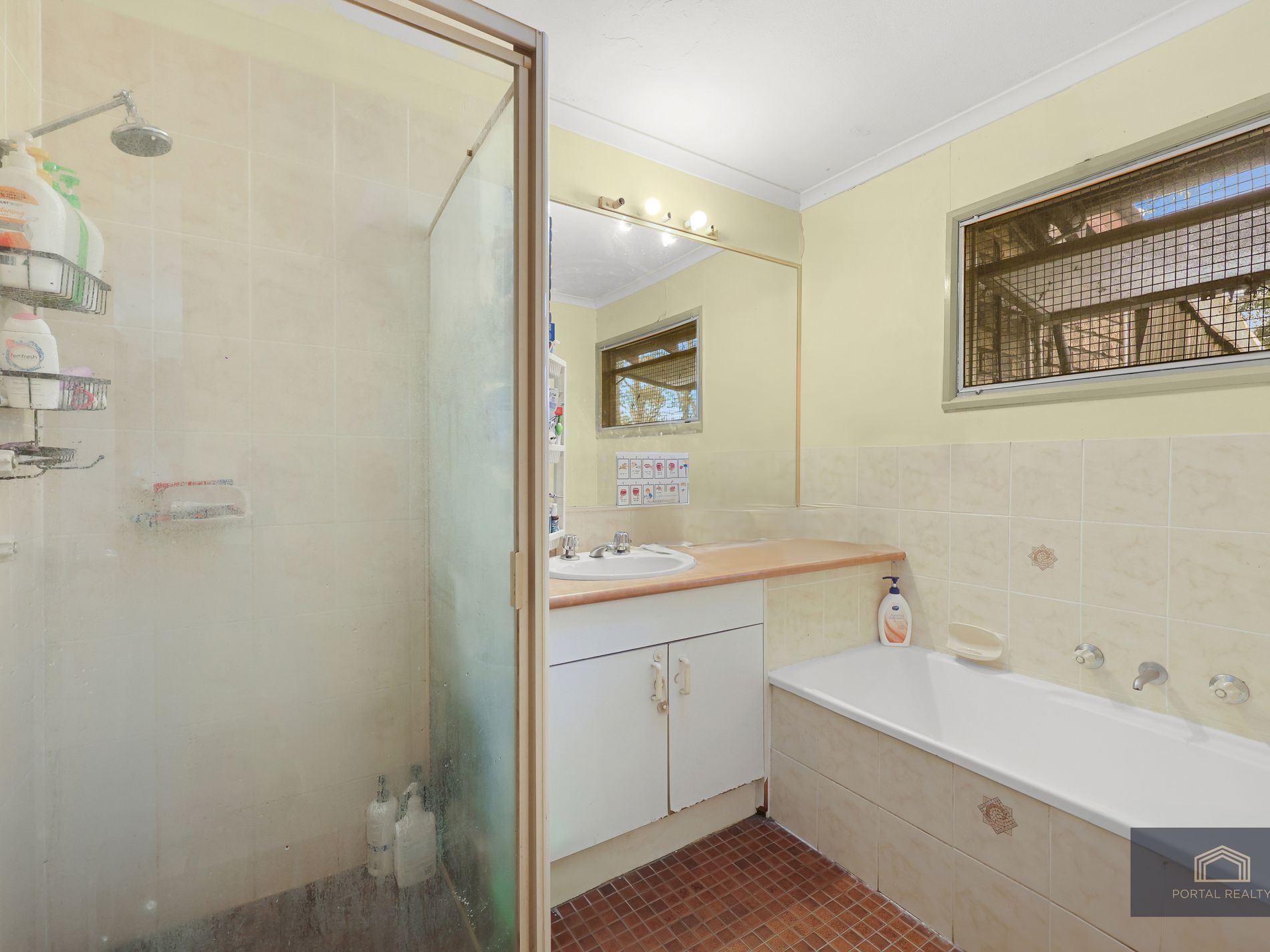 570-578 Middle Road, Greenbank