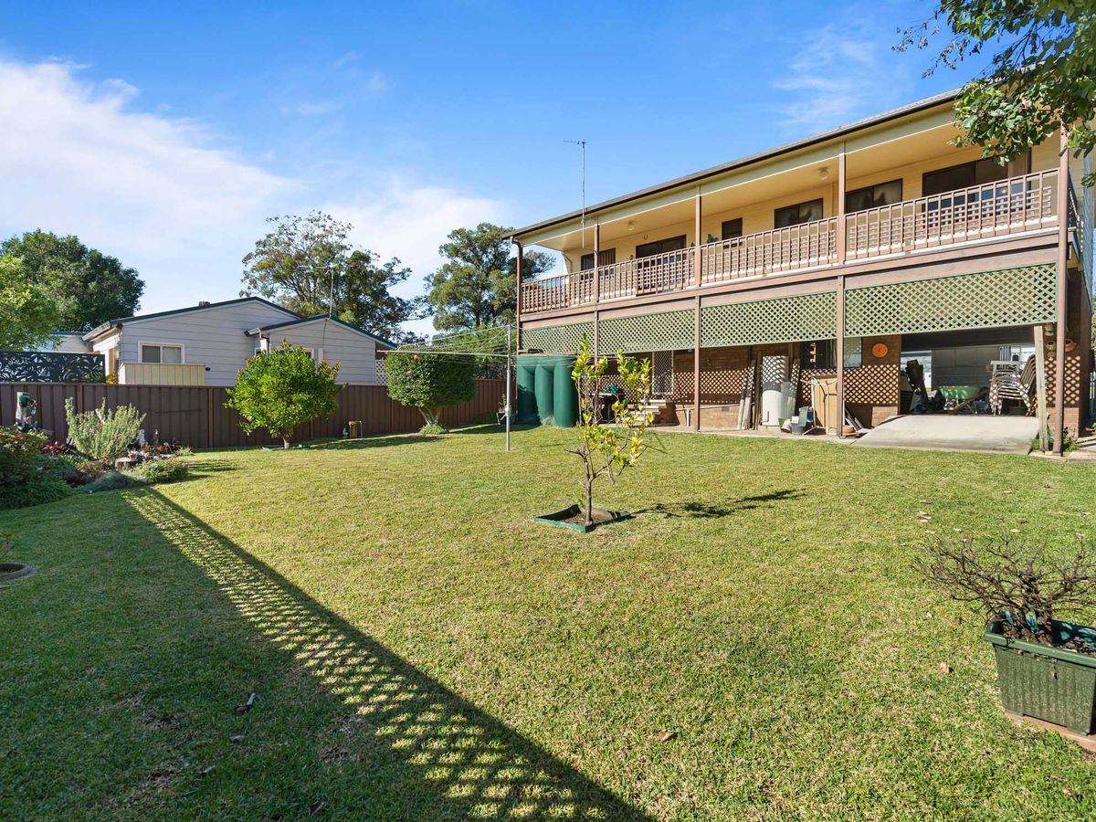 6 Warrina Avenue, Summerland Point