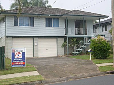 84 Woodlands Drive, Rochedale South