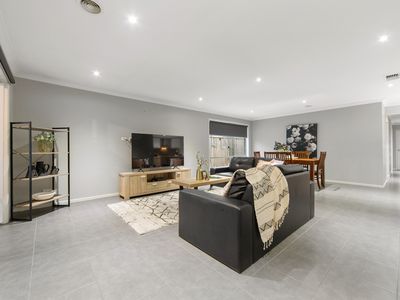 30 Moorgate Road, Clyde North