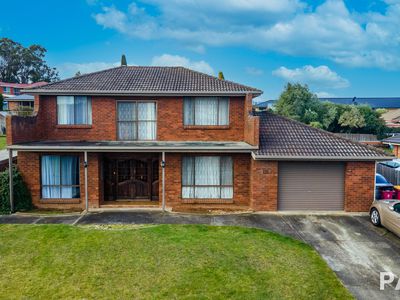 31 Belgrave Parade, Youngtown