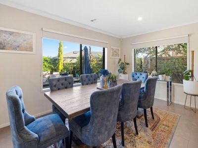 189 Manor Lakes Boulevard, Manor Lakes