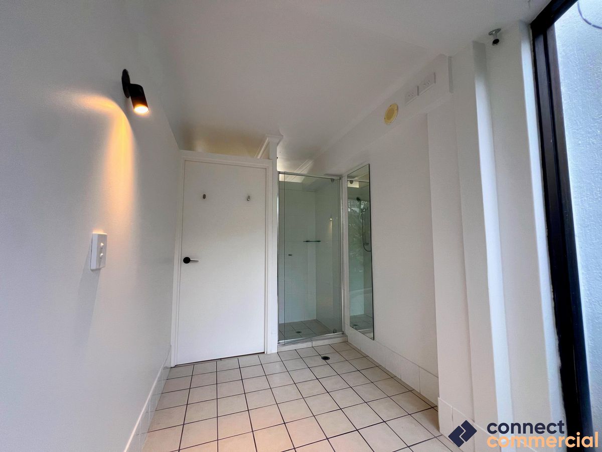 2 / 27-31 Orchid Avenue, Surfers Paradise