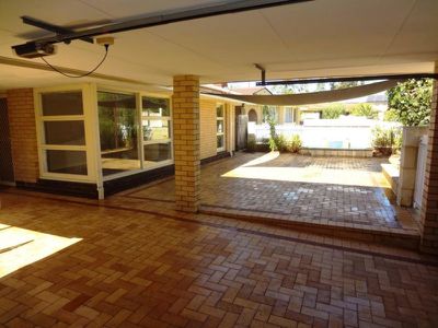 8 Mandala Crescent, Bateman