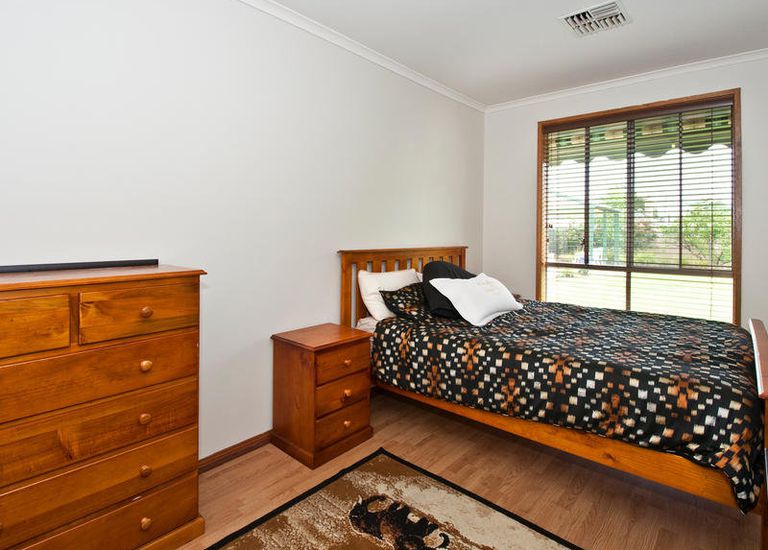8 Eton Road, Somerton Park