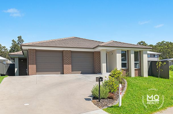 15 Glenelg Avenue, Wadalba