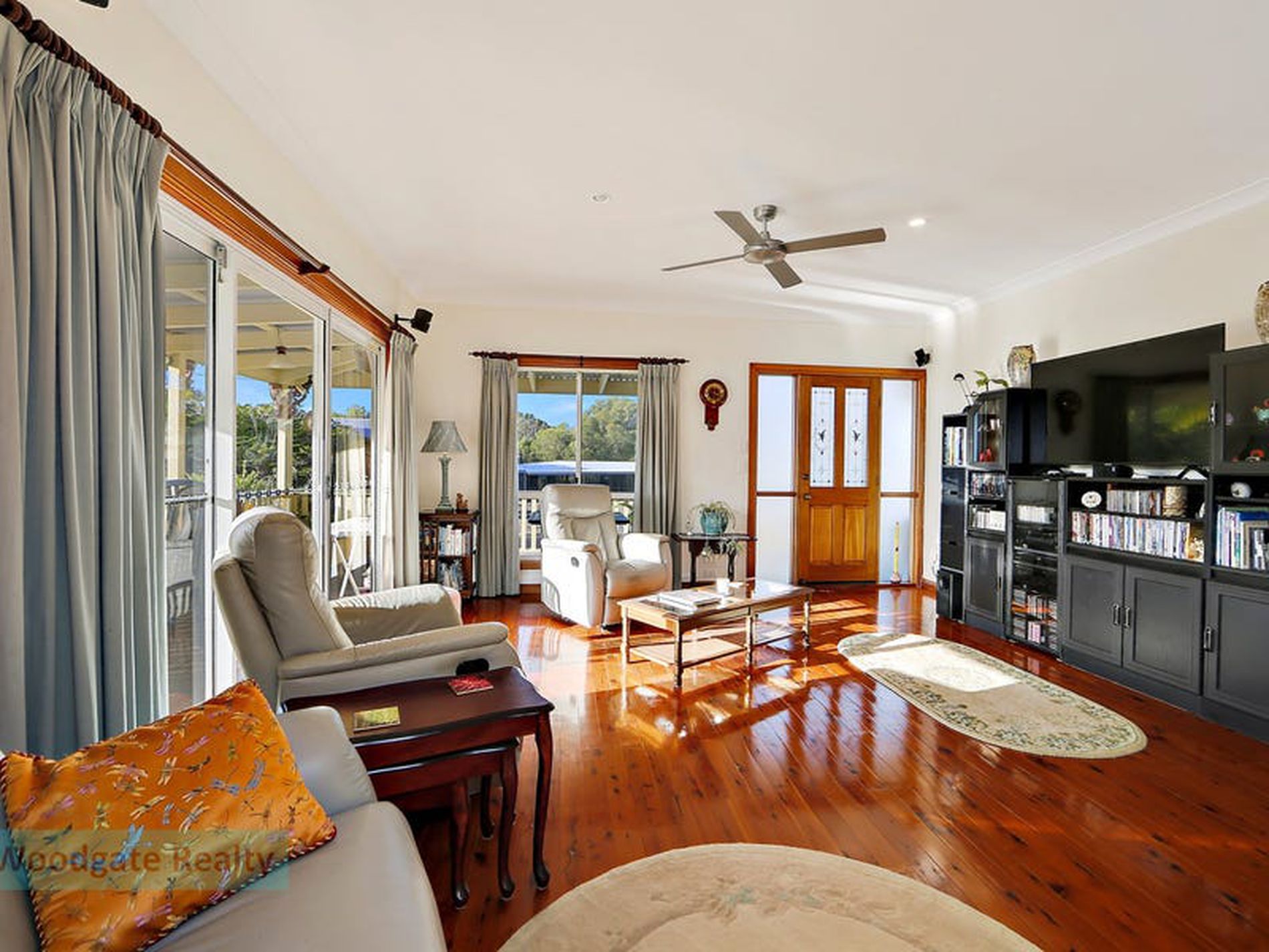 55 Mackerel St, Woodgate