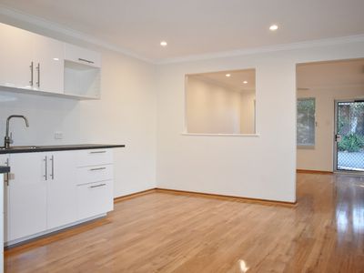 11/8 Hastings Street, Scarborough