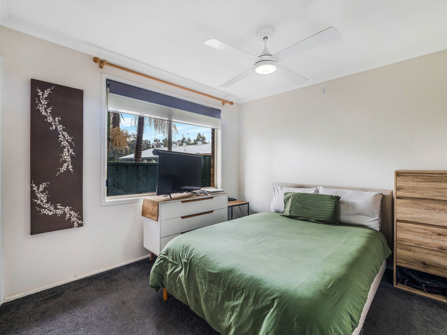 6 Moore Place, Currans Hill