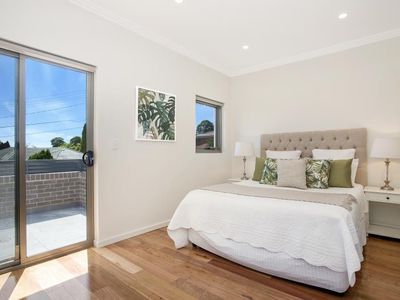 2 Mercer Crescent, Beverly Hills