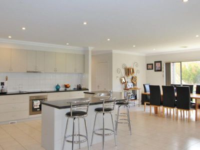 28 Cambridge Drive, Mansfield