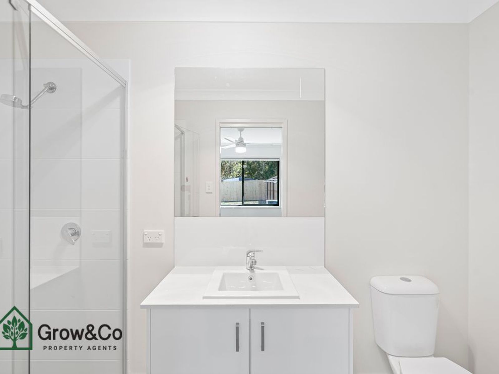 Investor or Two families! under $1.15 m Dual Home 