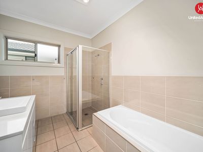 156 Rosedale Circuit, Carnes Hill