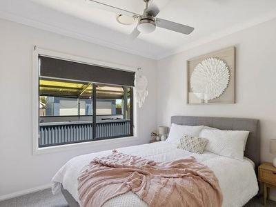 37 Lakeside Drive, Bundalong