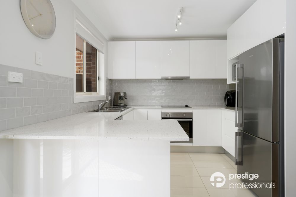 2/75 Stewart Avenue, Hammondville