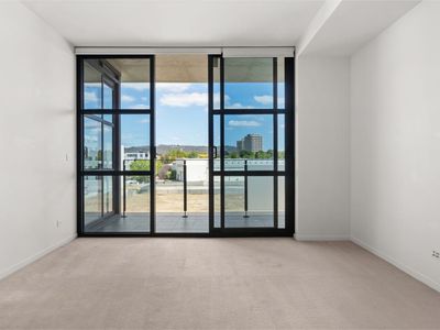 15 / 31 Eastlake Parade, Kingston