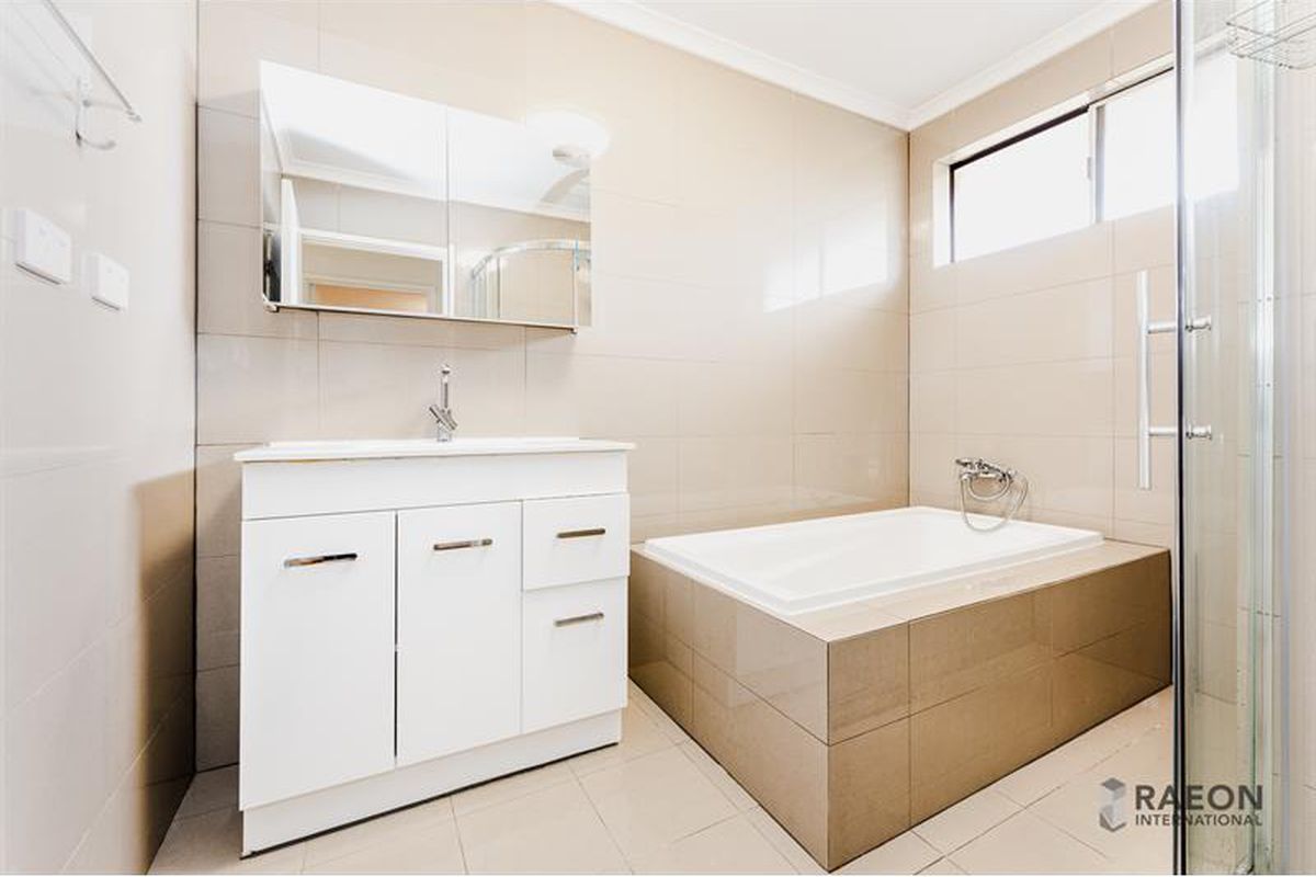 3 The Crest, Bulleen