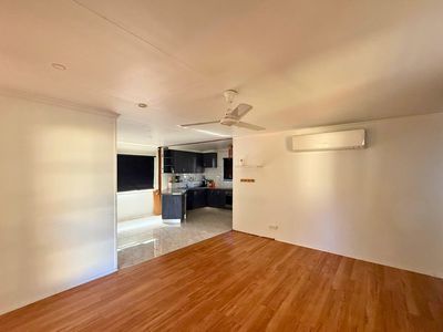 71 Beardmore Crescent, Dysart
