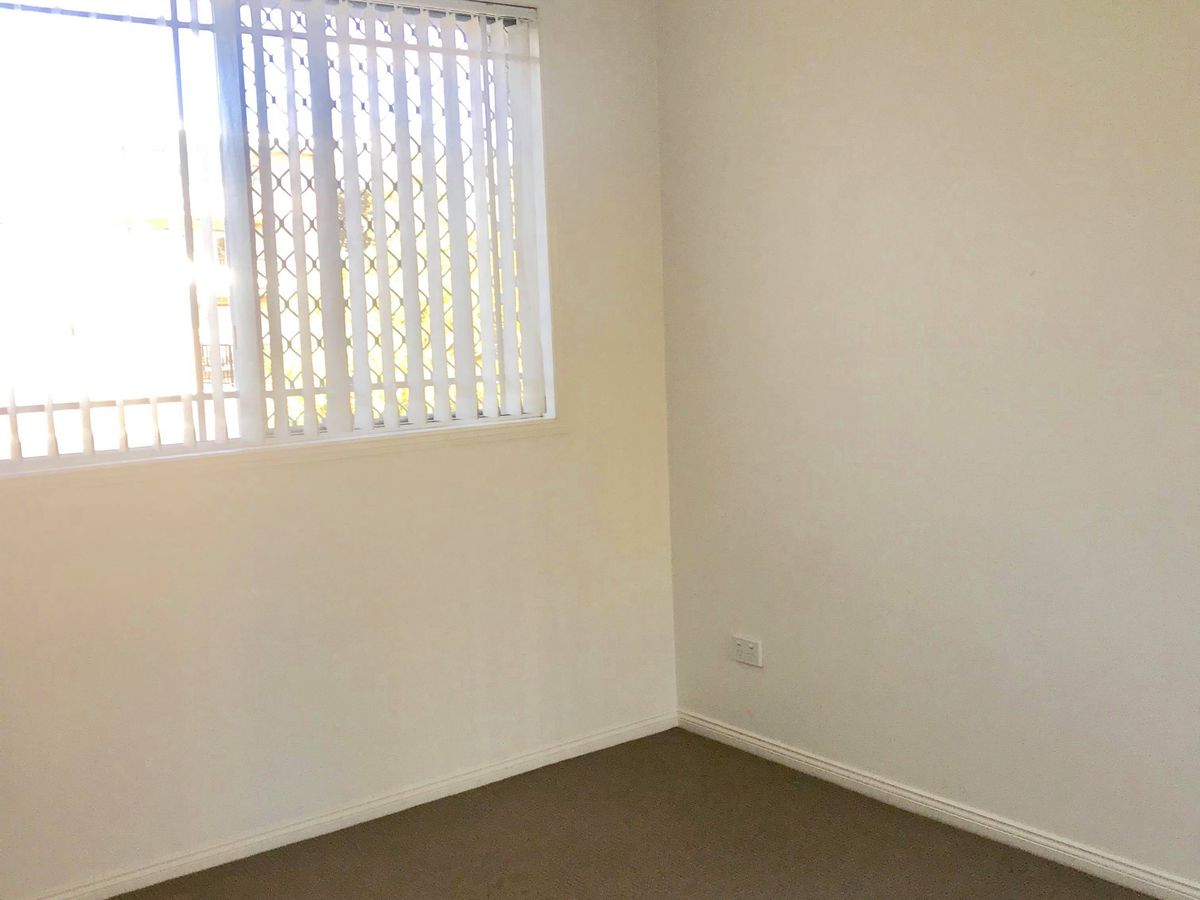 8 / 9 Bergin Street, Milton