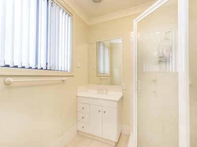 1 / 2 Marsden Road, Colyton