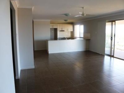 16 Mia Court, Kawungan
