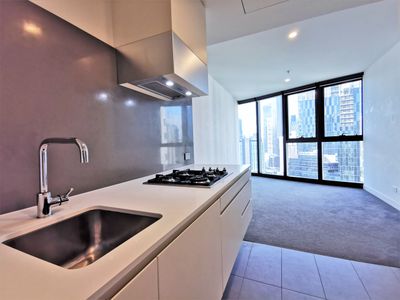 2409 / 105 Clarendon Street, Southbank