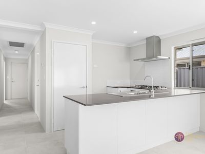 8 Henricus Avenue, Henley Brook