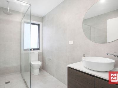 1 Yadboro Way, Tullimbar
