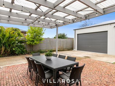9 Glengarwyn Road, Leopold