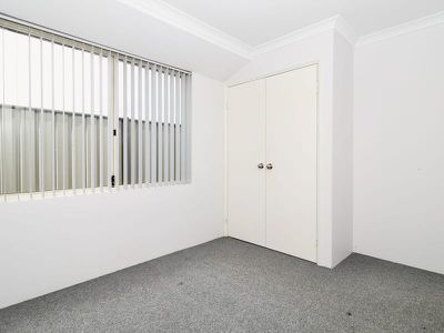 1 Ballaballa Close , Baldivis
