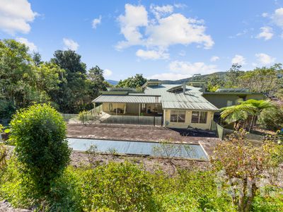 103-105 The Shelf Road, Tamborine Mountain