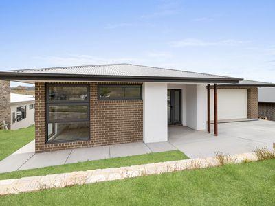 10 Karl Langer Crescent, Taylor