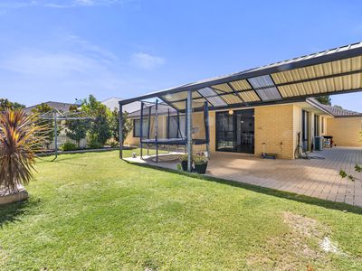 15 Cyandra Loop, Banksia Grove