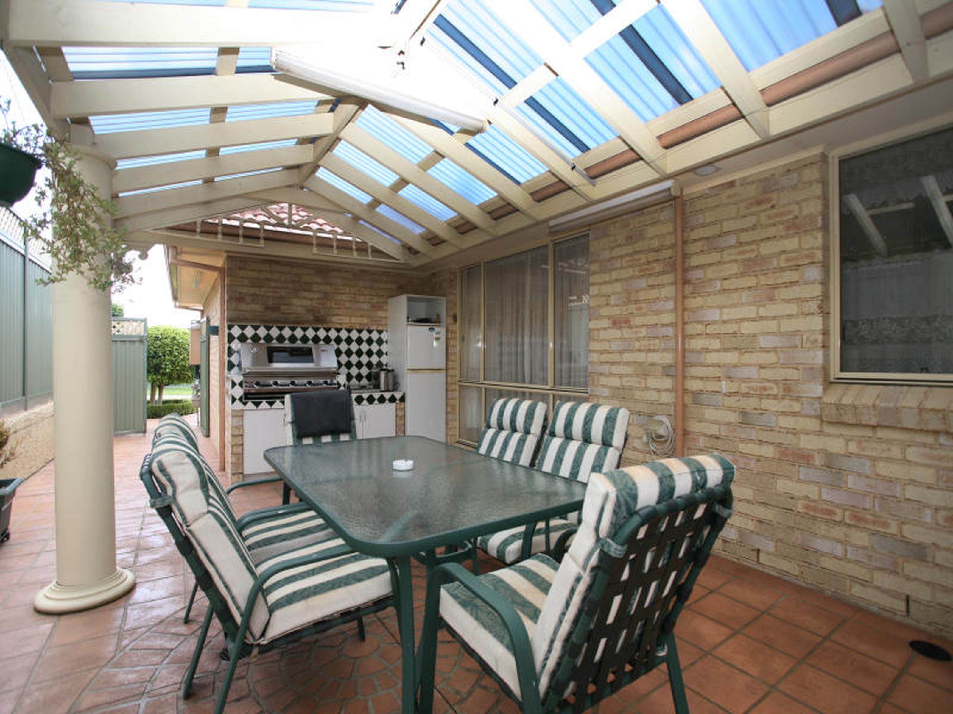 26 Kookaburra Crescent , GLENMORE PARK