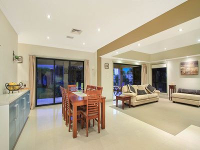 8 Plover Place, Blackbutt