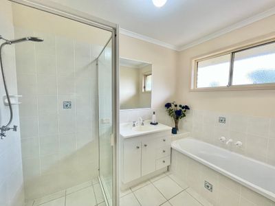 9 Arwon Close, Point Vernon