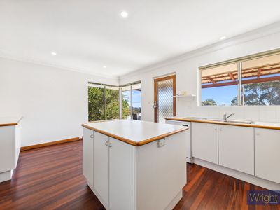 27 Stockdale Crescent, Wembley Downs